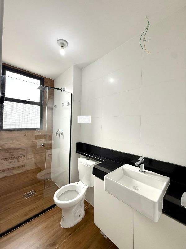 Apartamento, Estoril, 2 Quartos, 1 Vaga, 1 Suíte