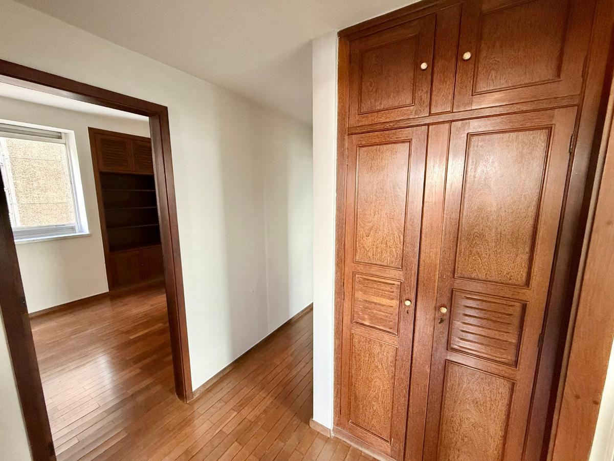 Apartamento, São José, 4 Quartos, 2 Vagas, 1 Suíte