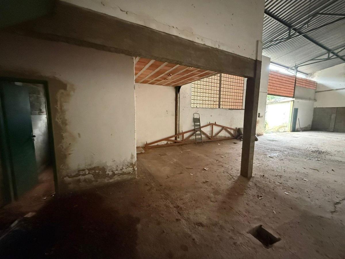 Galpão, Santa Cruz, 0 Quarto, 0 Vaga