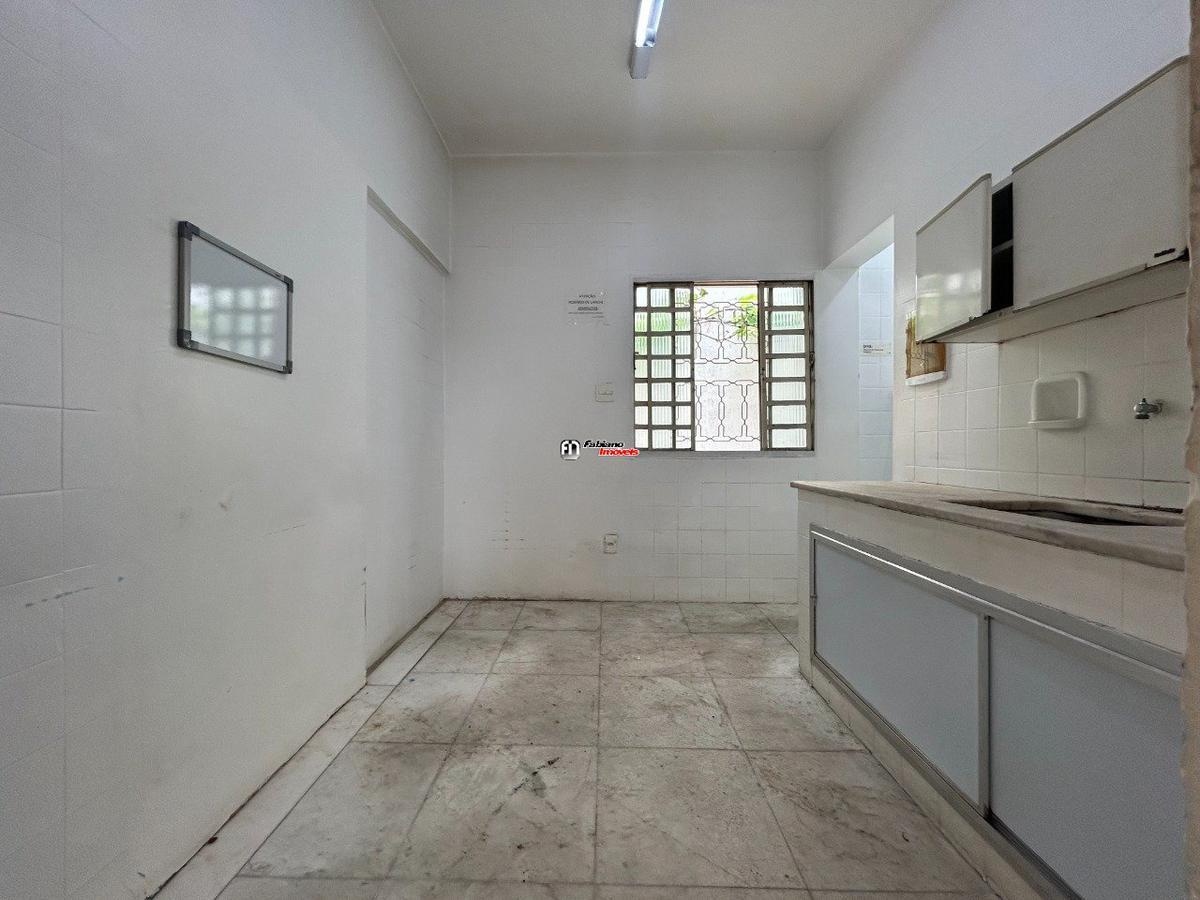 Galpão, São Luiz (pampulha), 2 Quartos, 4 Vagas, 2 Suítes