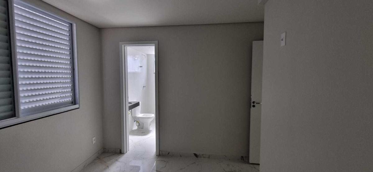 Cobertura, Ana Lúcia, 3 Quartos, 2 Vagas, 1 Suíte