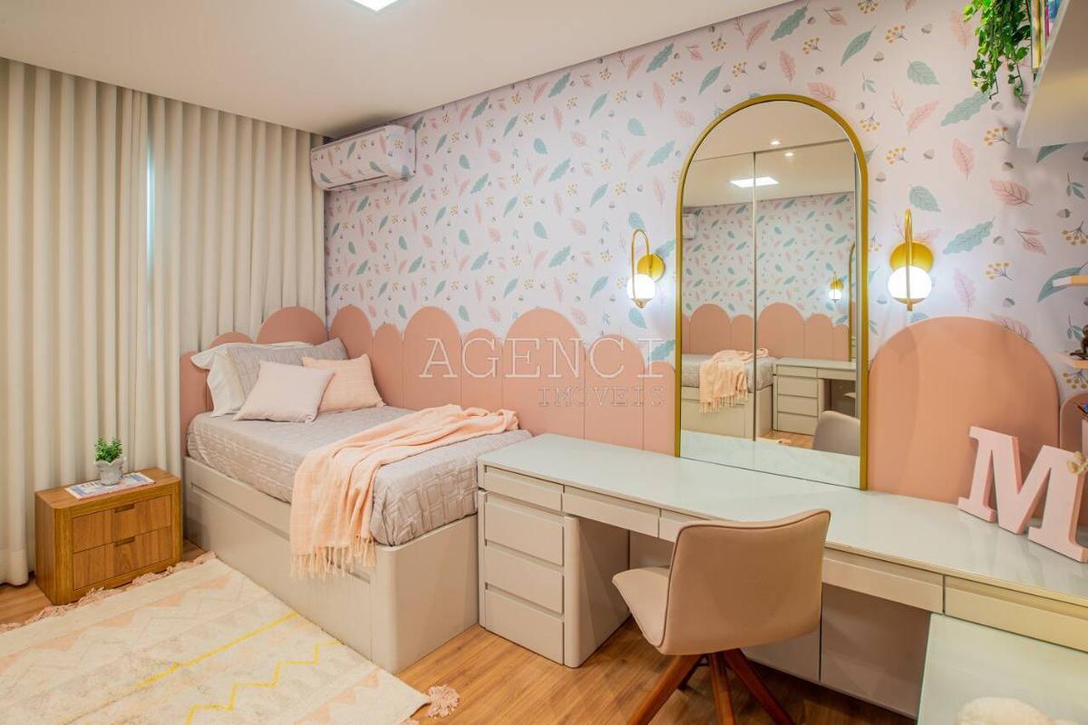 Casa, Cabral, 3 Quartos, 0 Vaga, 1 Suíte