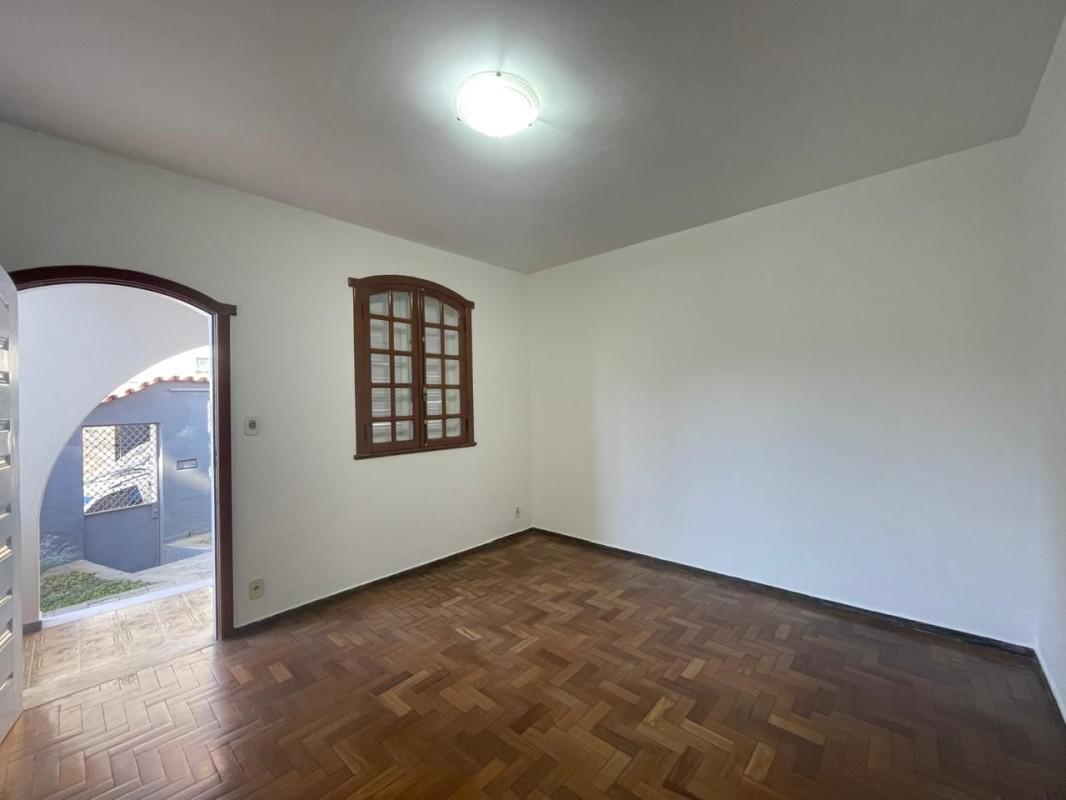 Casa, Floresta, 5 Quartos, 4 Vagas, 1 Suíte