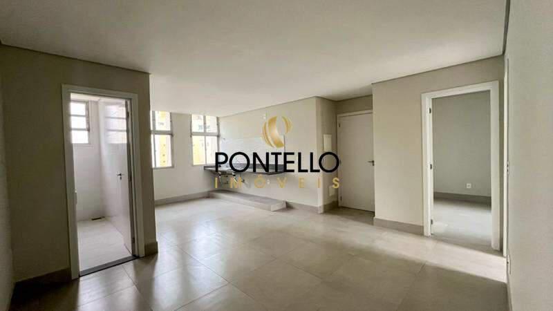 Apartamento, Centro, 2 Quartos, 0 Vaga, 1 Suíte