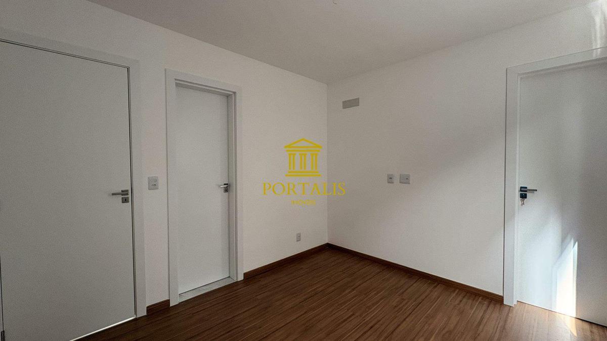 Apartamento, Vila Paris, 3 Quartos, 2 Vagas, 1 Suíte