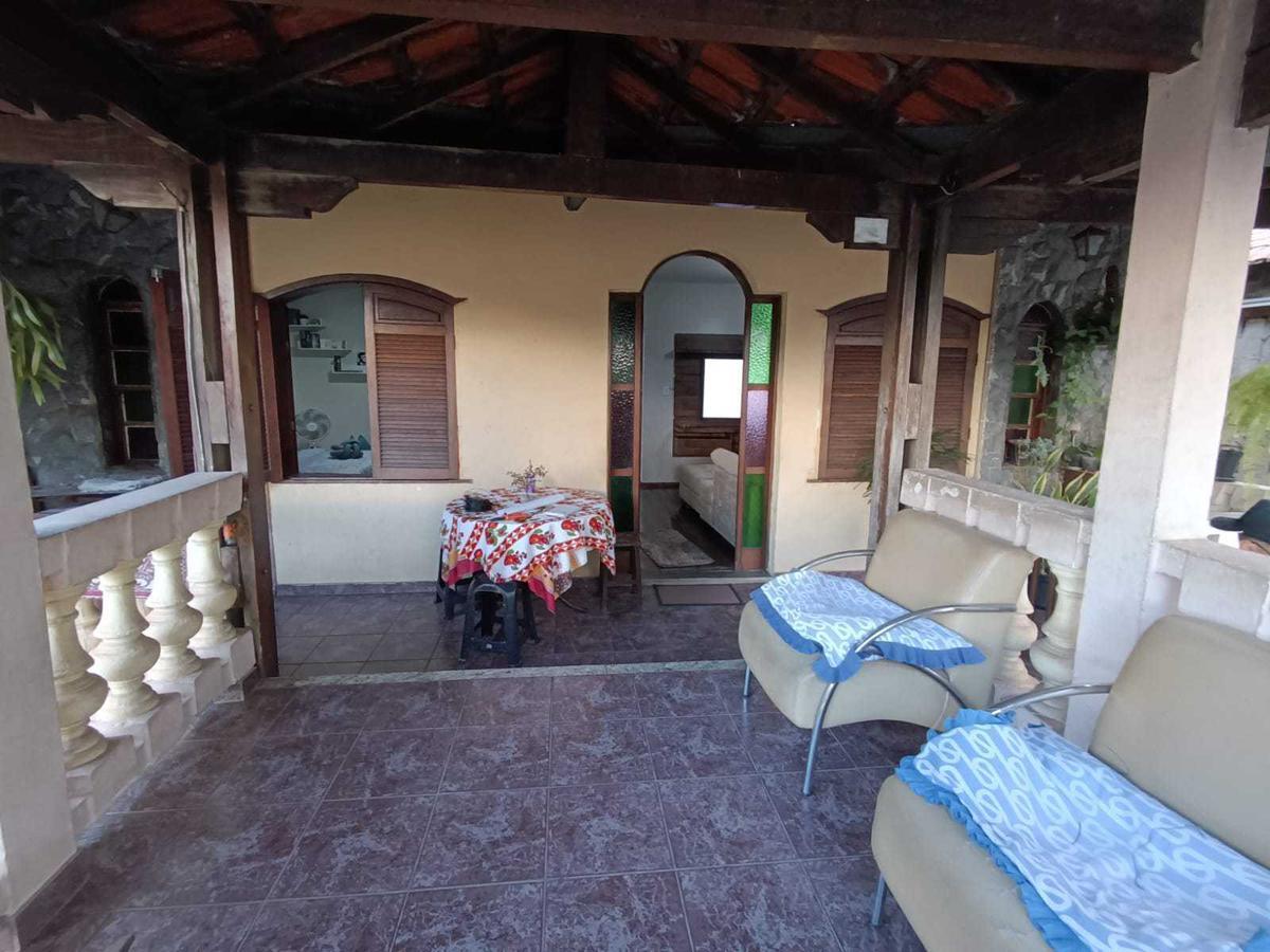 Casa, Betânia, 8 Quartos, 2 Vagas, 1 Suíte