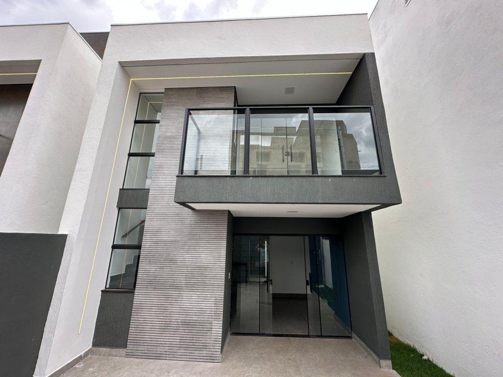 Casa, São Pedro, 3 Quartos, 2 Vagas, 1 Suíte