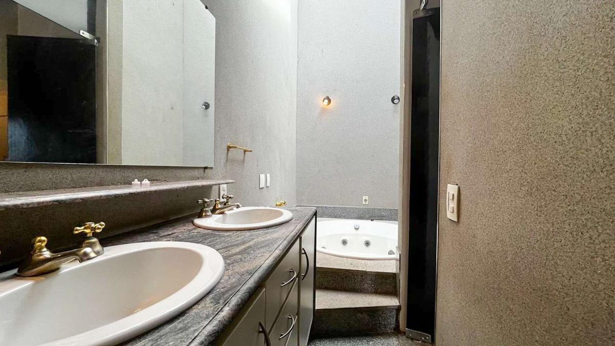 Casa, São Luiz (pampulha), 5 Quartos, 11 Vagas, 4 Suítes