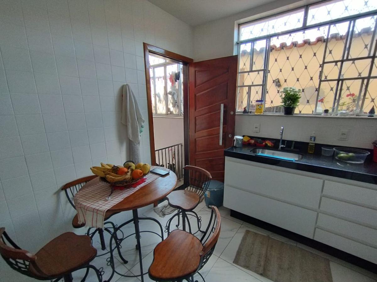 Casa, Santa Rosa, 3 Quartos, 2 Vagas, 1 Suíte