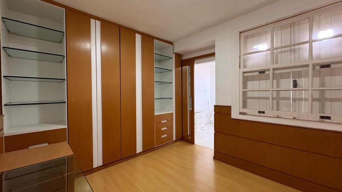 Casa, Vila Paris, 4 Quartos, 4 Vagas, 2 Suítes