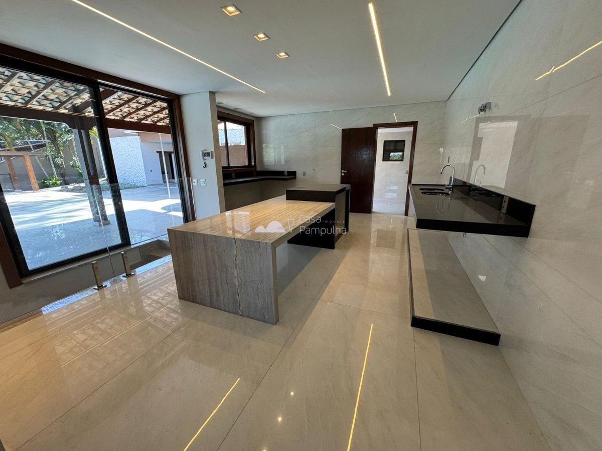 Casa, Jardim Atlântico, 5 Quartos, 6 Vagas, 3 Suítes