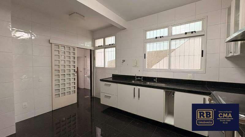 Casa, Vila Paris, 4 Quartos, 4 Vagas, 2 Suítes