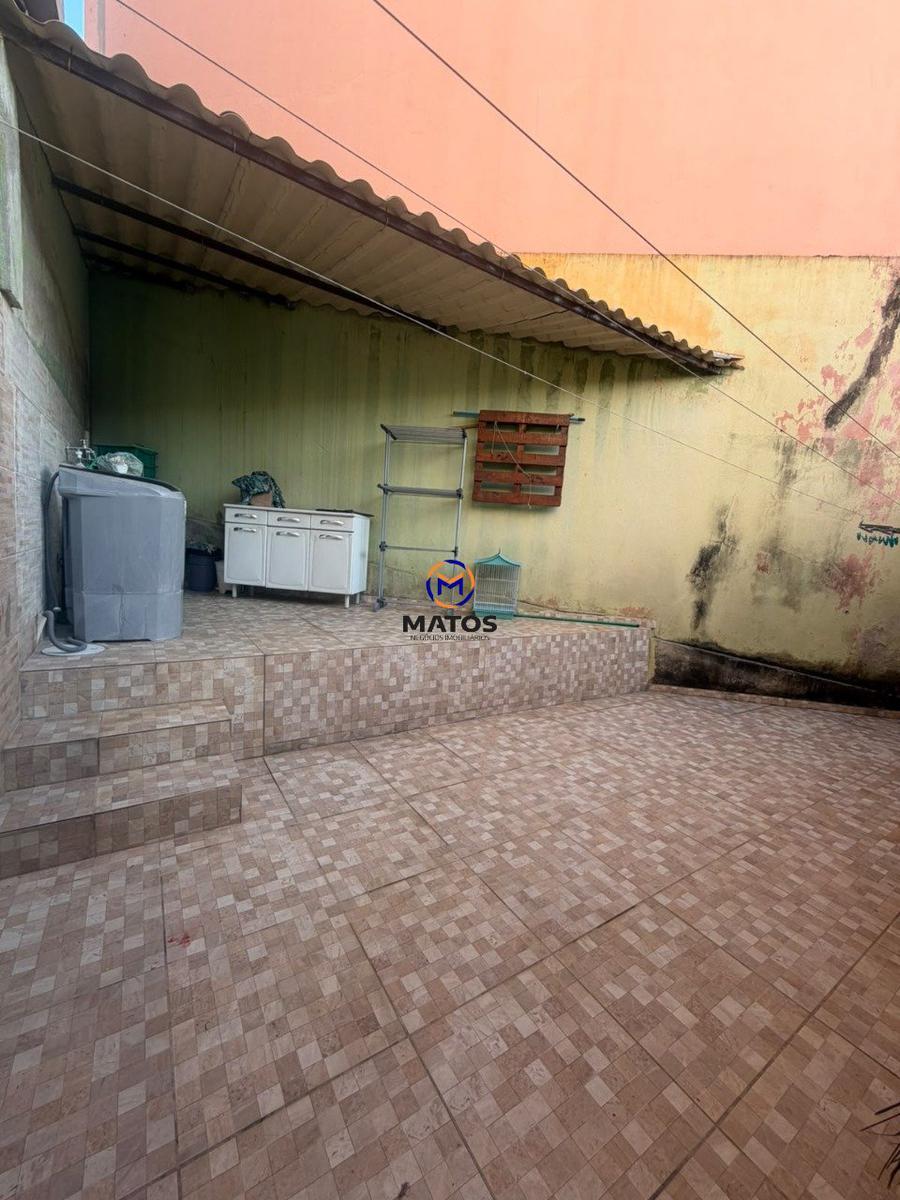 Casa, São Benedito, 2 Quartos, 5 Vagas