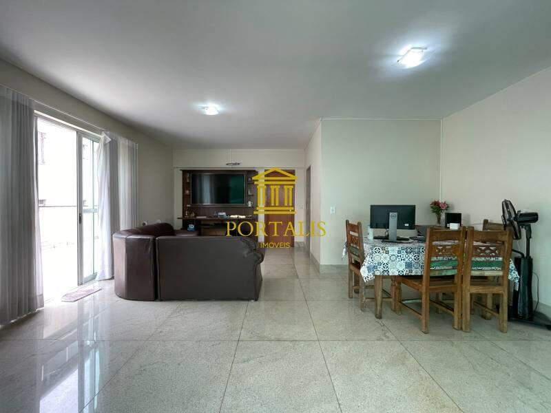 Apartamento, União, 4 Quartos, 3 Vagas, 1 Suíte