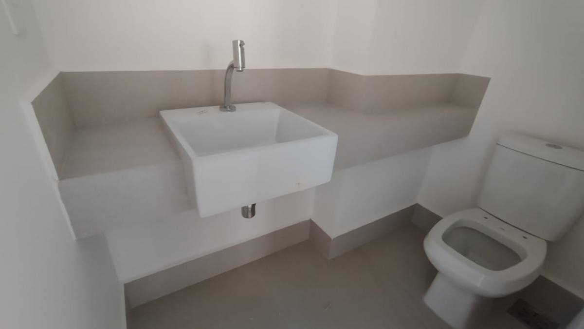 Apartamento, Sagrada Família, 3 Quartos, 2 Vagas, 1 Suíte