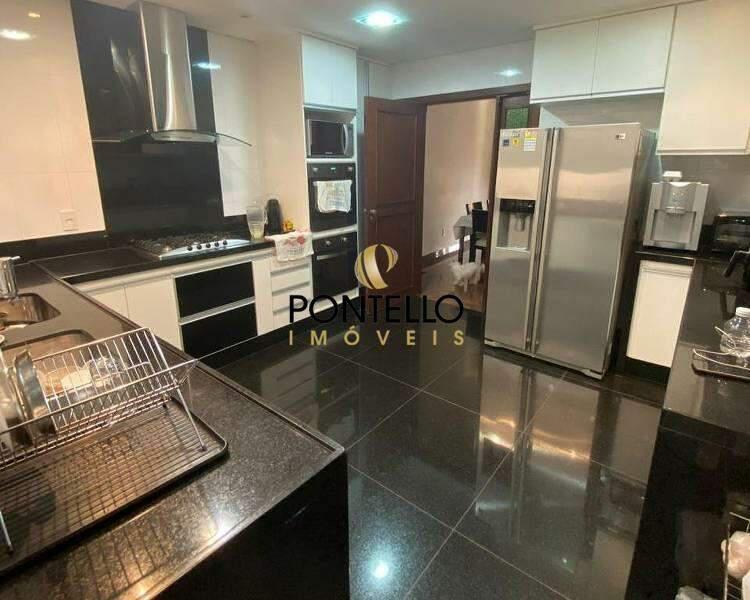 Casa, Santa Lúcia, 5 Quartos, 4 Vagas, 3 Suítes