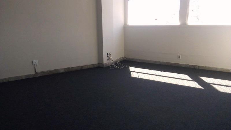 Sala, Centro, 0 Quarto, 0 Vaga