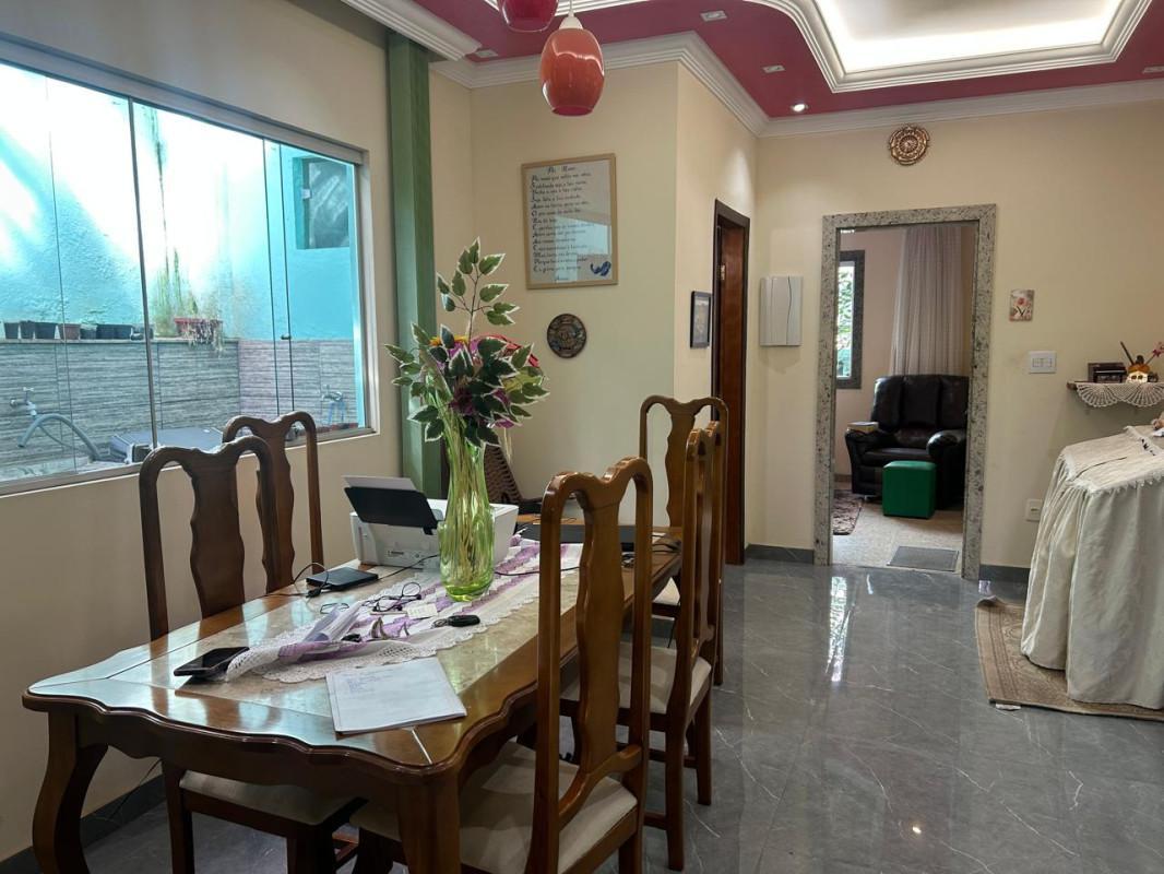 Casa, Diamante, 3 Quartos, 2 Vagas, 1 Suíte