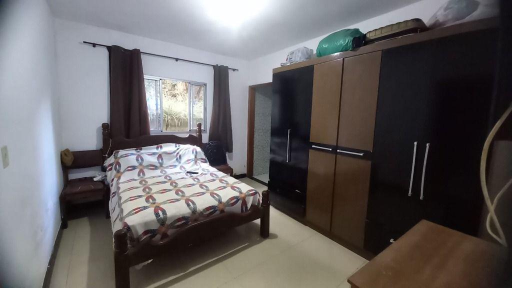 Casa, Nações Unidas, 3 Quartos, 0 Vaga, 2 Suítes
