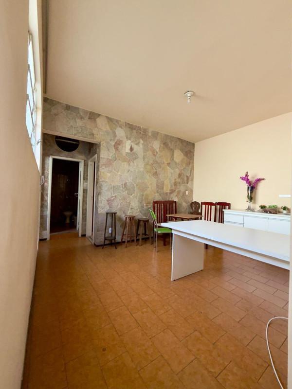 Apartamento, Centro, 2 Quartos, 0 Vaga, 1 Suíte
