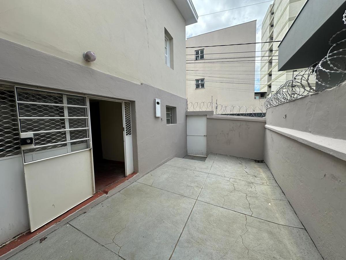 Casa Comercial, Centro, 0 Quarto, 0 Vaga