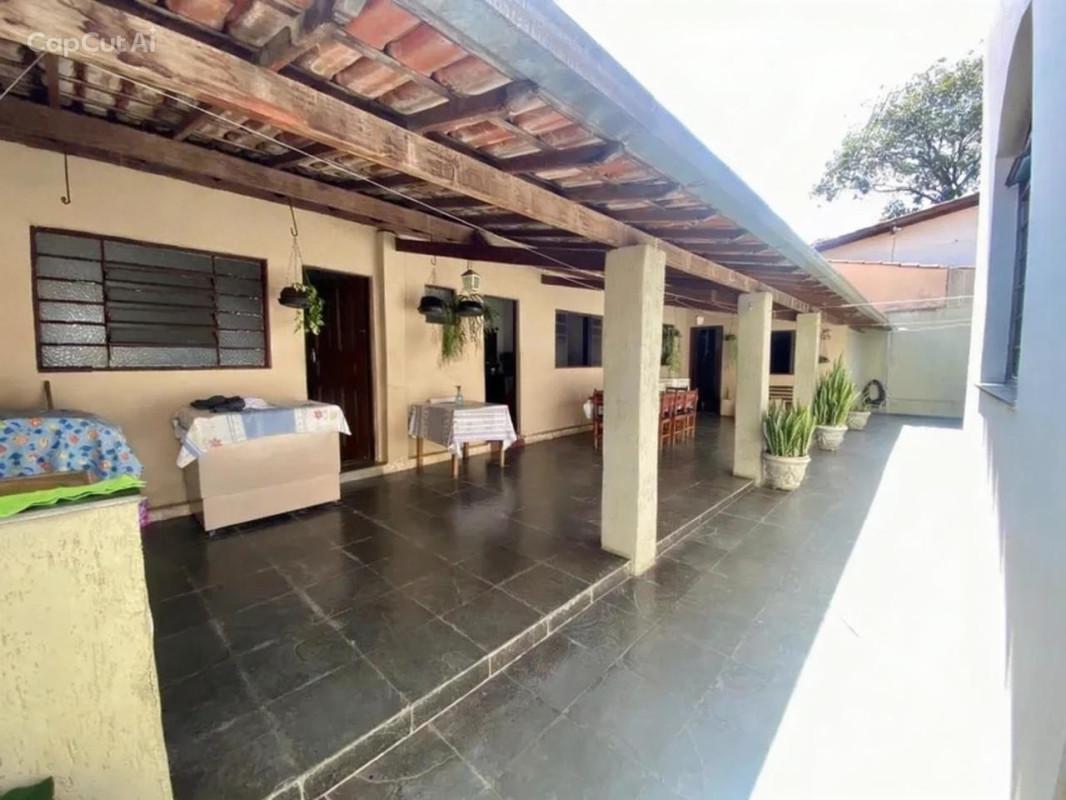 Casa, Ouro Preto, 4 Quartos, 3 Vagas, 1 Suíte