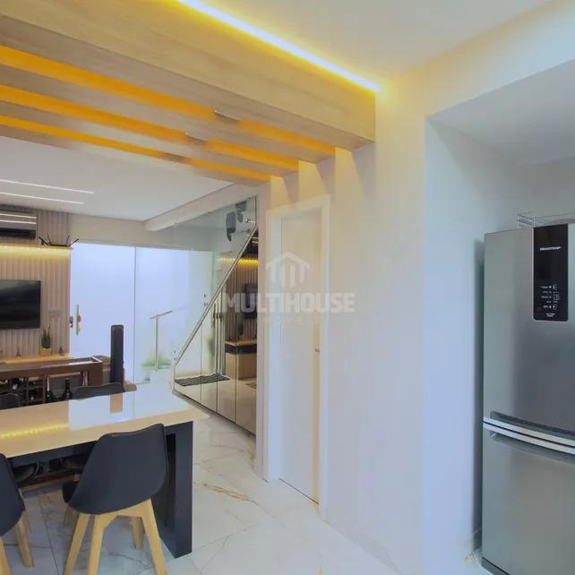 Casa, Santa Mônica, 1 Quarto, 2 Vagas, 1 Suíte