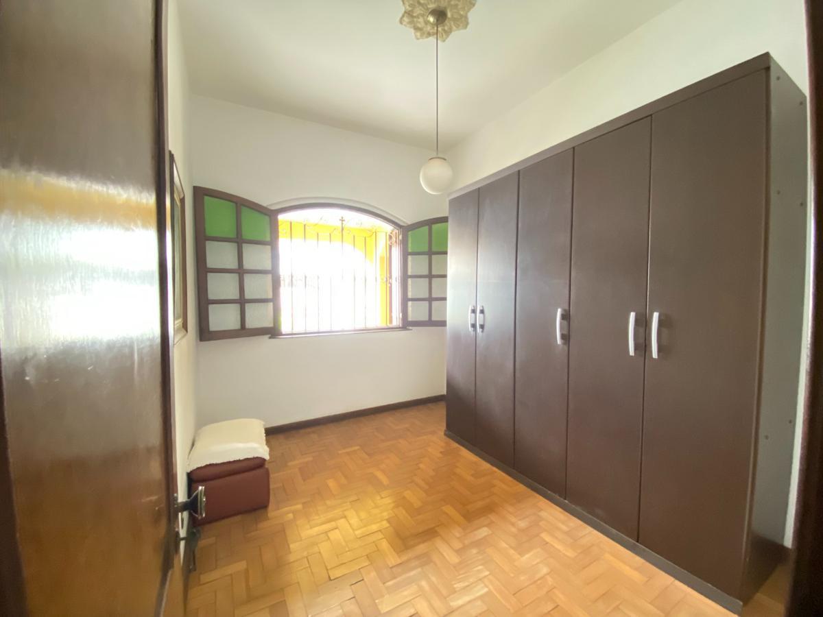 Casa, Sagrada Família, 7 Quartos, 4 Vagas, 2 Suítes