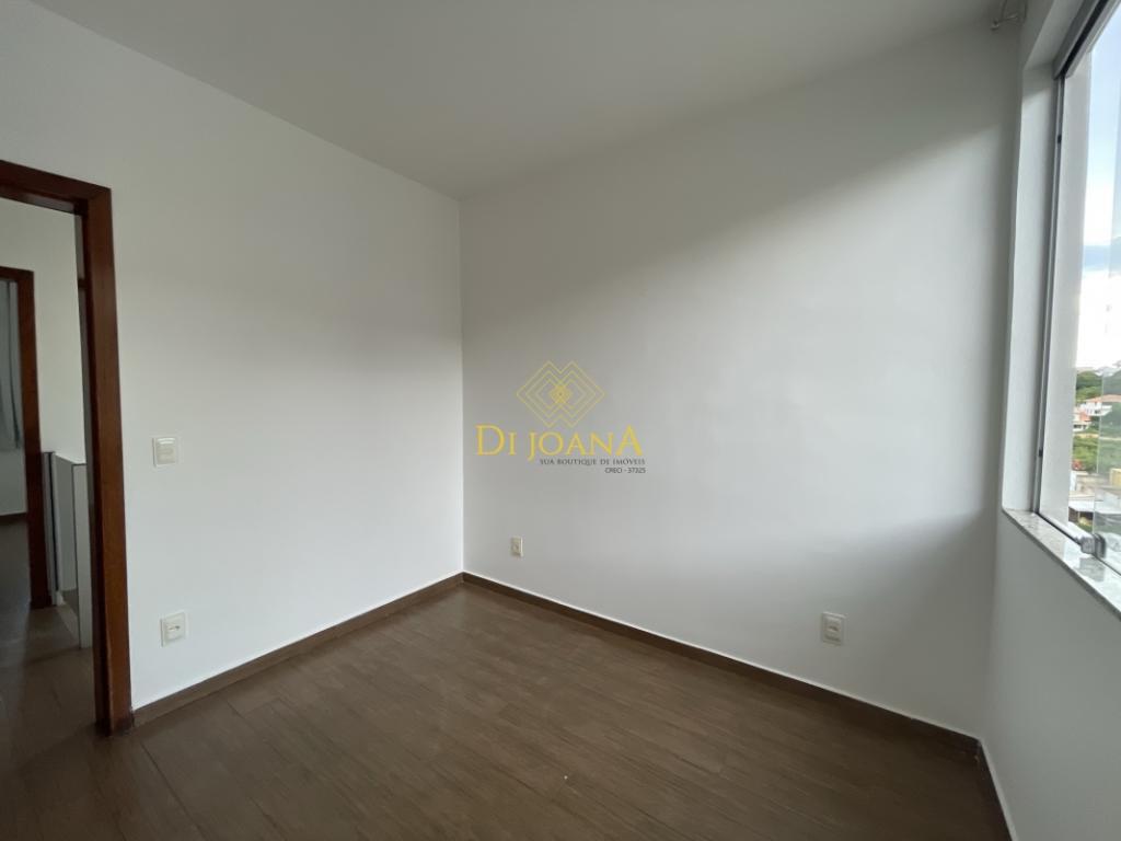 Casa, Bom Retiro, 3 Quartos, 2 Vagas, 2 Suítes