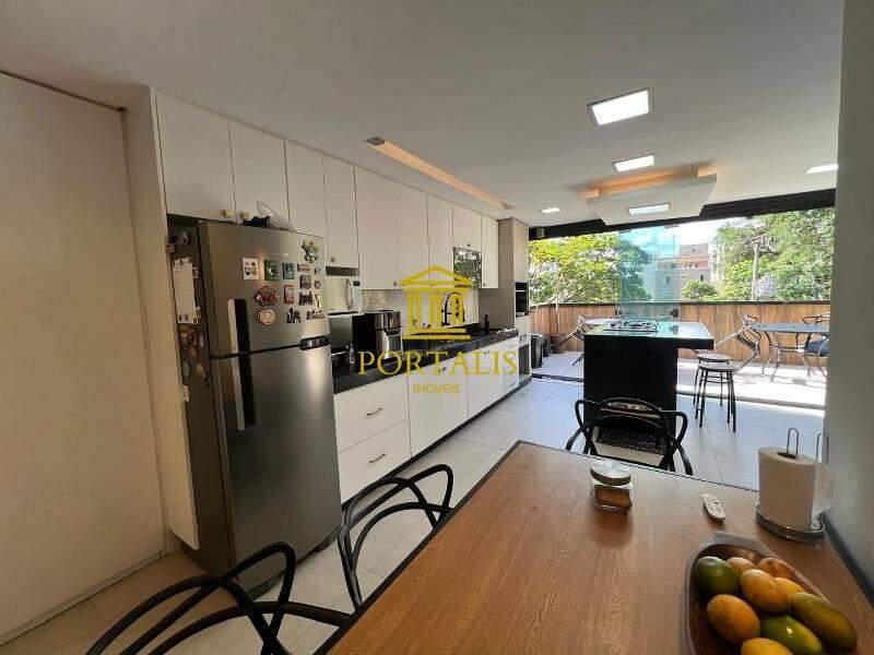 Cobertura, Fernão Dias, 3 Quartos, 2 Vagas, 1 Suíte