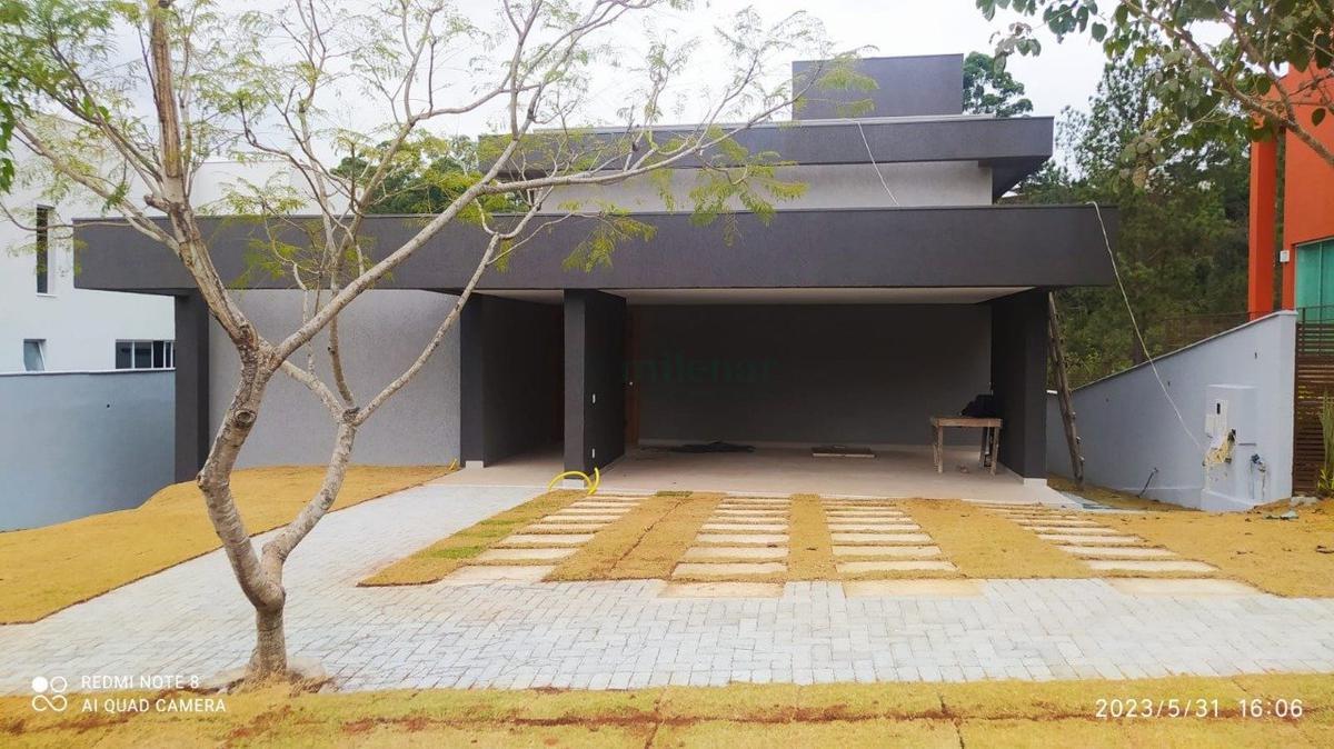 Casa, Alphaville - Lagoa dos Ingleses, 4 Quartos, 4 Vagas, 4 Suítes