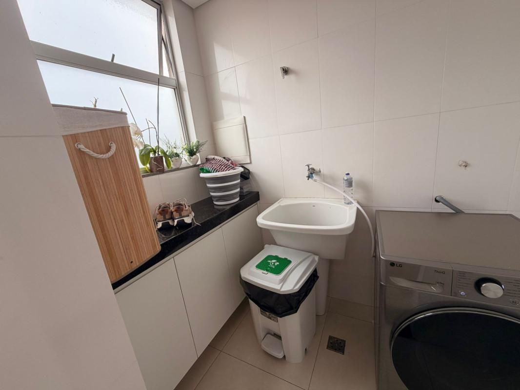 Apartamento, Serrano, 3 Quartos, 2 Vagas, 1 Suíte
