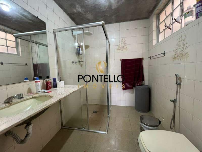 Casa, Nova Granada, 3 Quartos, 2 Vagas, 1 Suíte