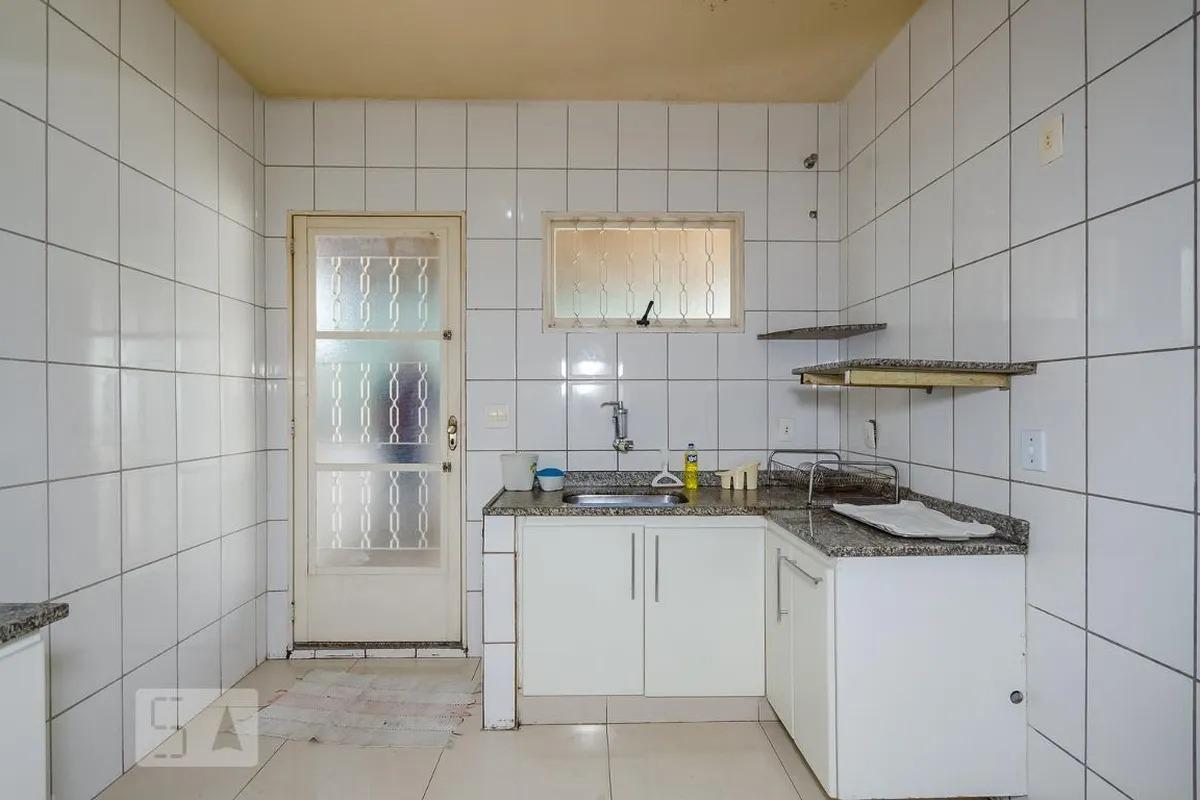 Casa, Havaí, 3 Quartos, 3 Vagas, 1 Suíte
