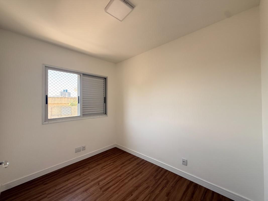 Apartamento, Sagrada Família, 3 Quartos, 2 Vagas, 1 Suíte