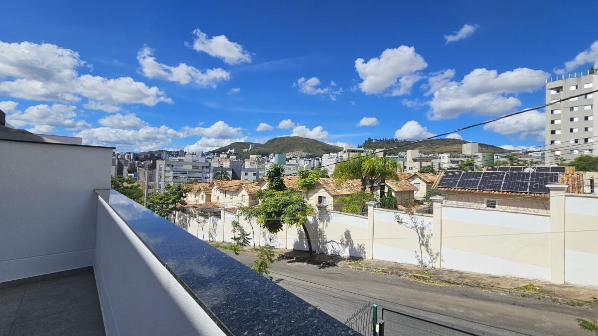 Casa, Buritis, 2 Quartos, 2 Vagas, 2 Suítes