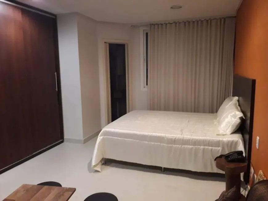 Quitinete, Estoril, 1 Quarto, 1 Vaga, 1 Suíte