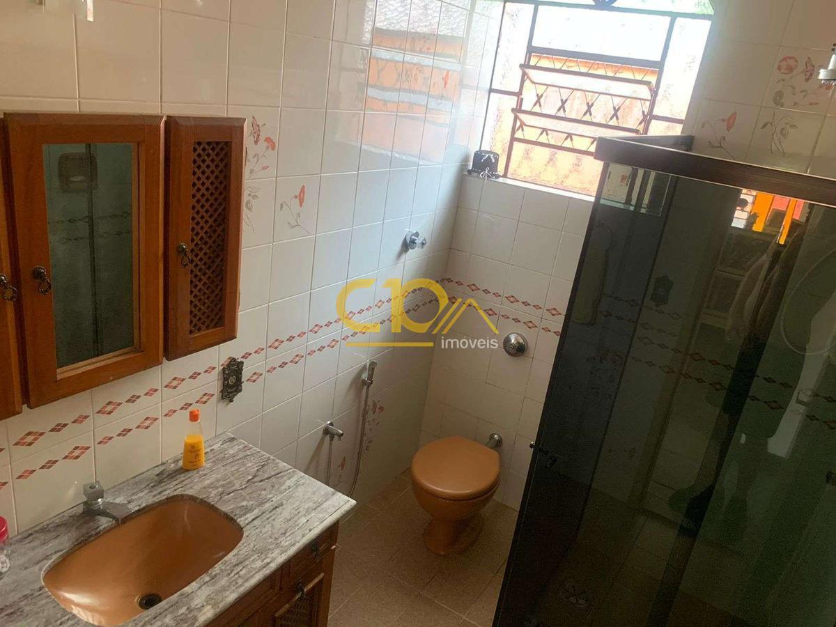 Casa, Cidade Nova, 4 Quartos, 3 Vagas, 1 Suíte