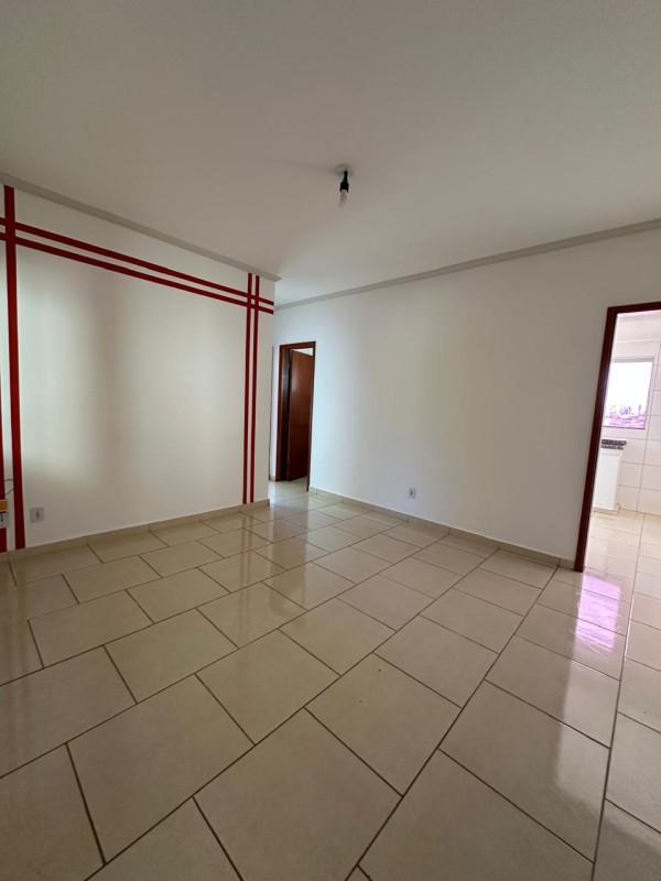 Apartamento, Vargem, 2 Quartos, 1 Vaga