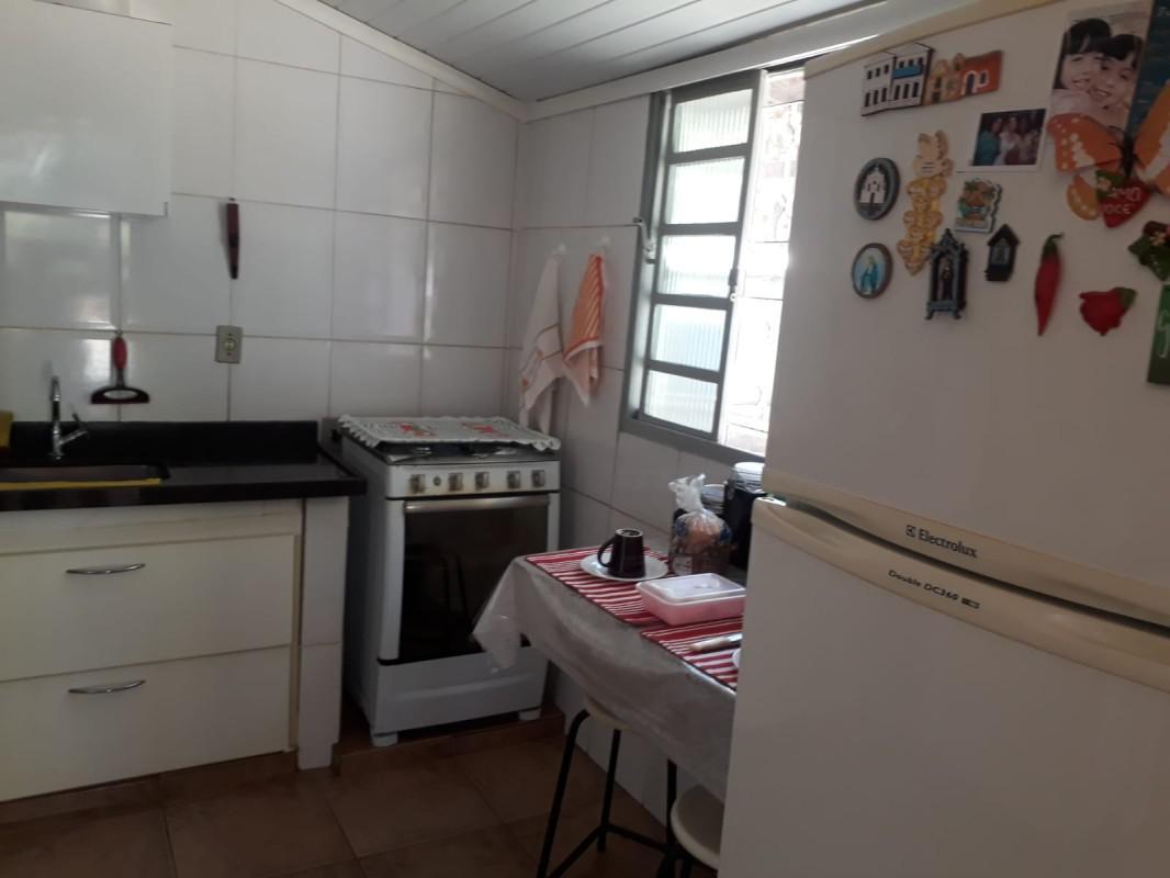 Casa, Casa Branca, 2 Quartos, 4 Vagas, 1 Suíte