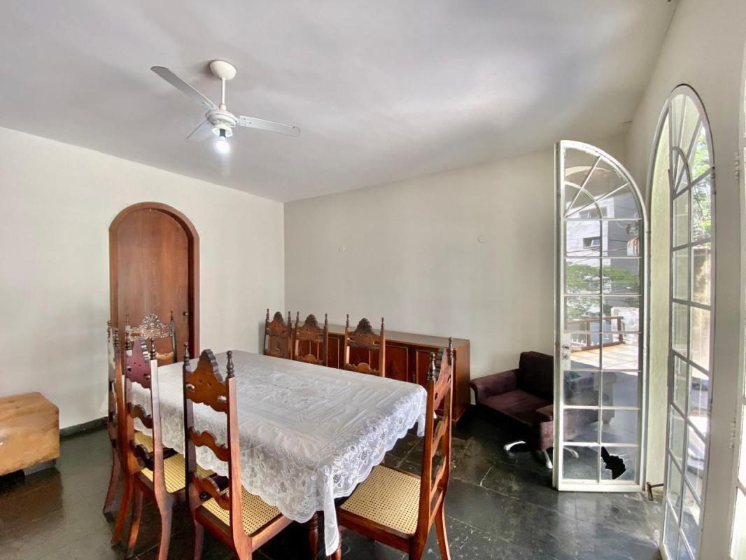 Casa, Sion, 5 Quartos, 6 Vagas, 1 Suíte