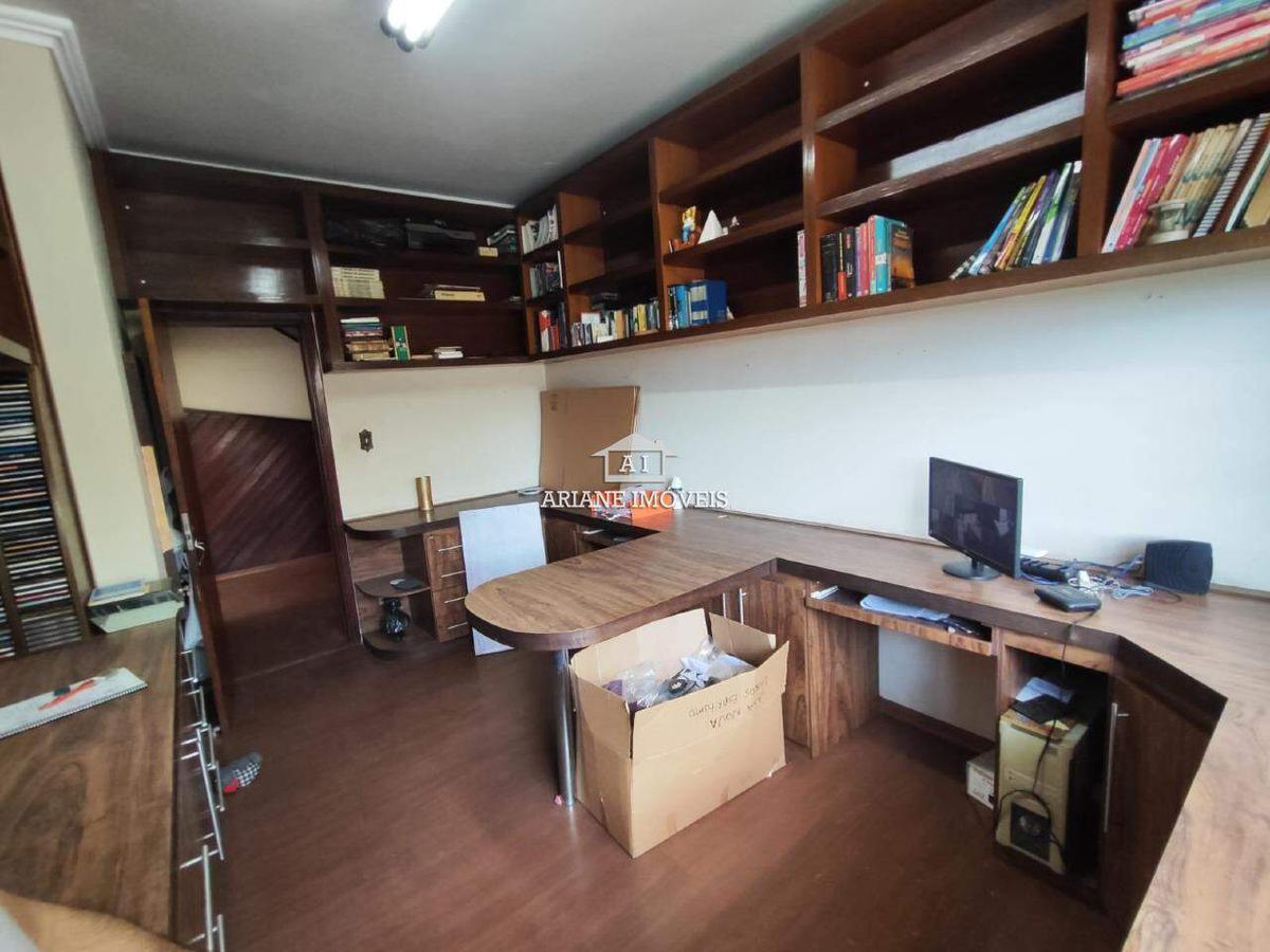 Casa, Sagrada Família, 4 Quartos, 5 Vagas, 1 Suíte