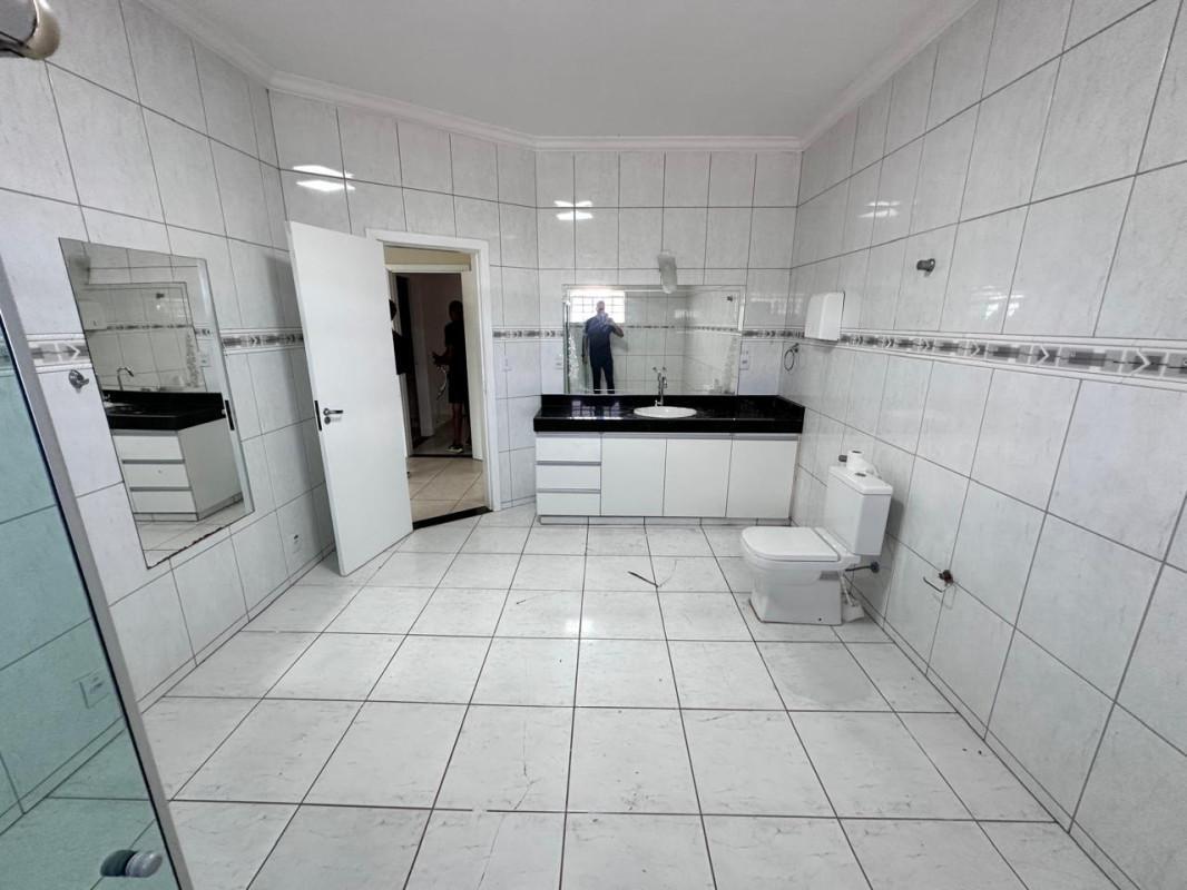 Casa, Chácaras Reunidas Santa Terezinha, 6 Quartos, 20 Vagas, 5 Suítes