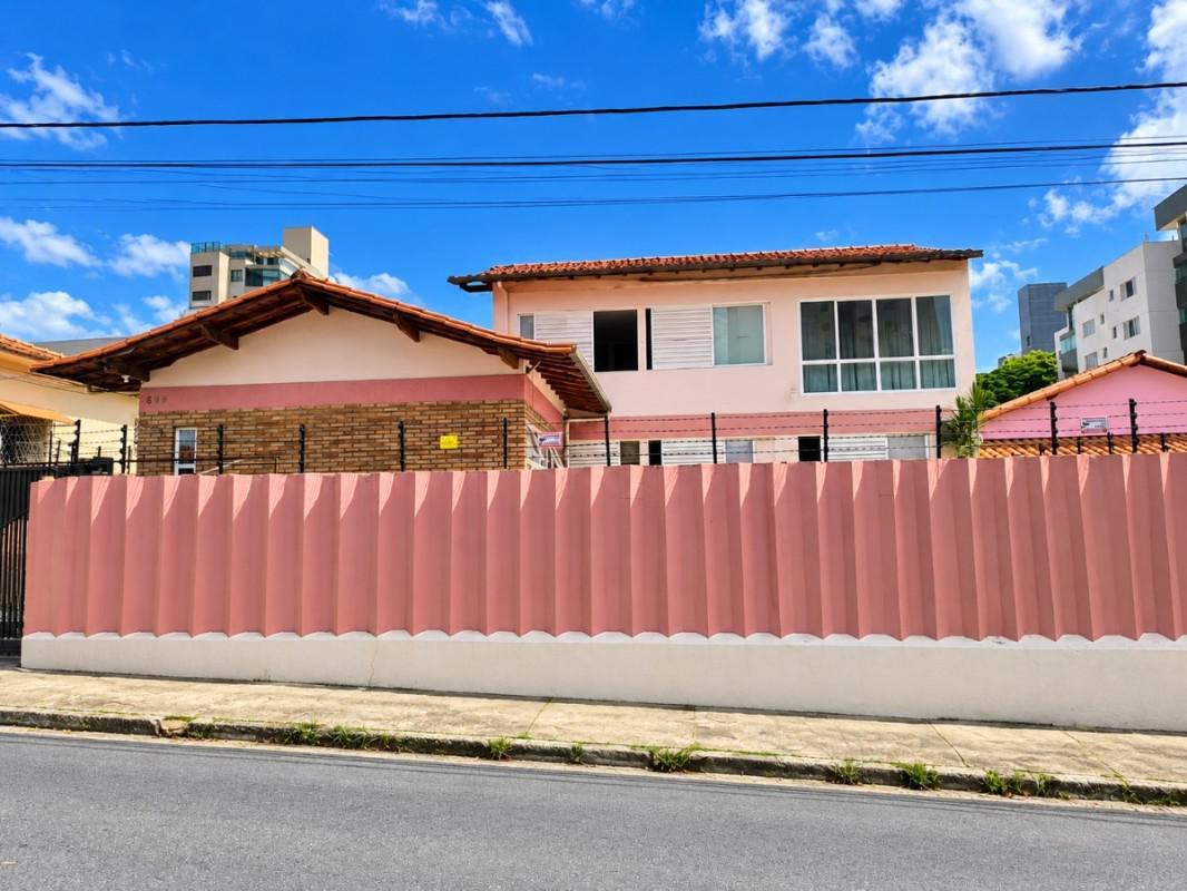 Casa, Jaraguá, 5 Quartos, 4 Vagas, 1 Suíte