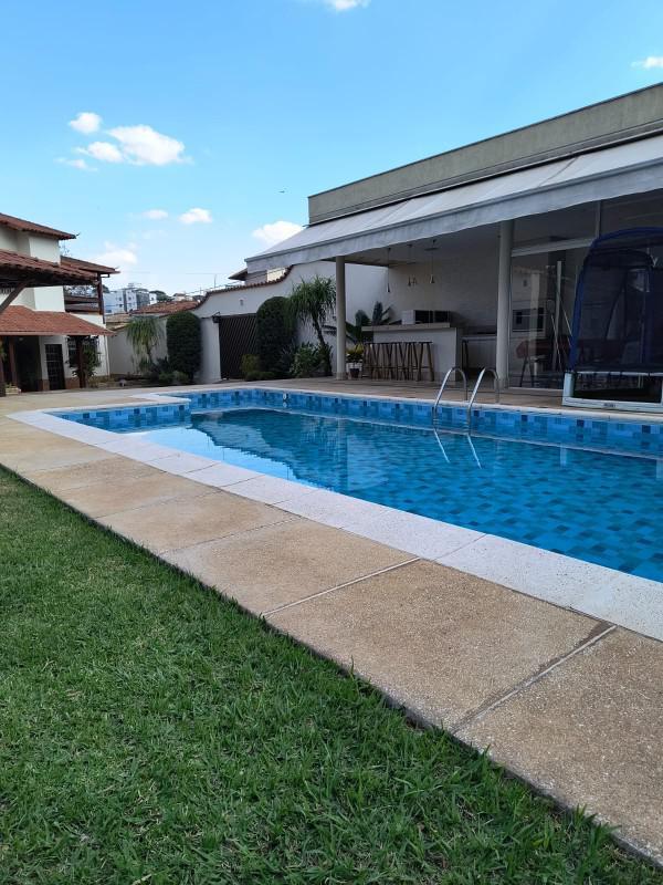 Casa, Tirol, 5 Quartos, 8 Vagas, 1 Suíte