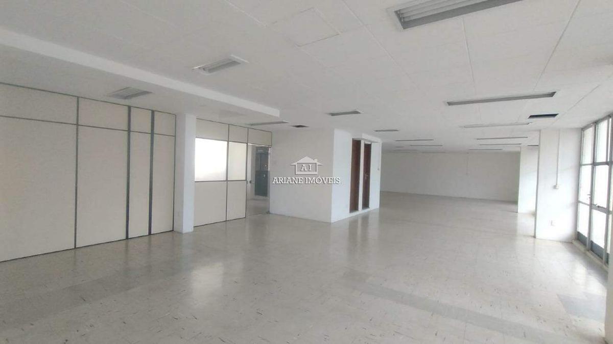 Andar, Centro, 0 Quarto, 4 Vagas