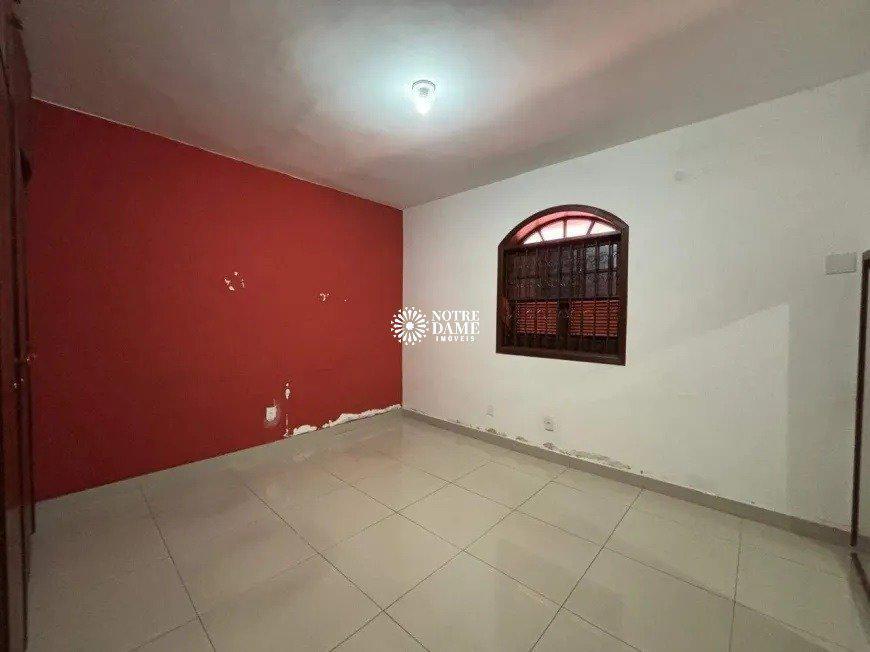 Casa, Santa Amélia, 5 Quartos, 4 Vagas, 1 Suíte