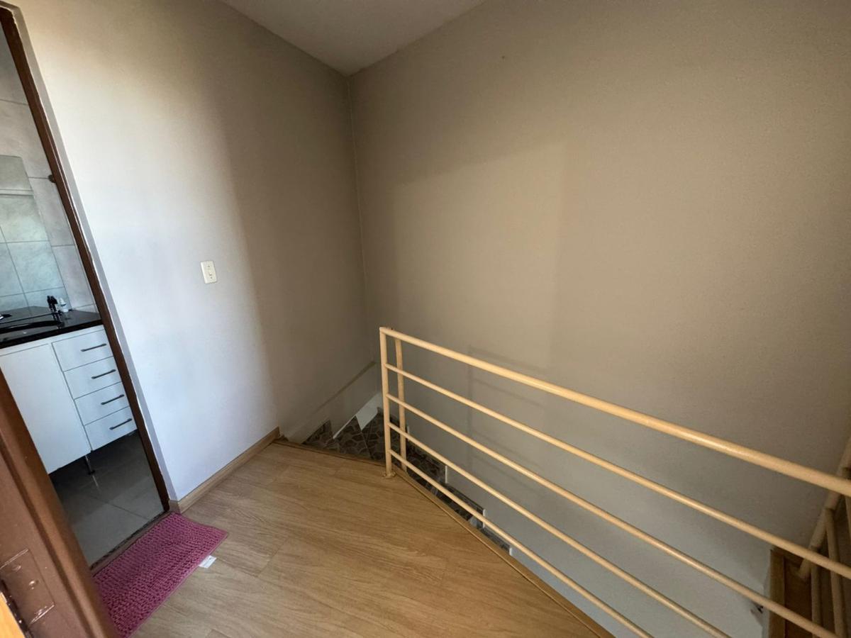 Casa, Cachoeirinha, 2 Quartos, 2 Vagas