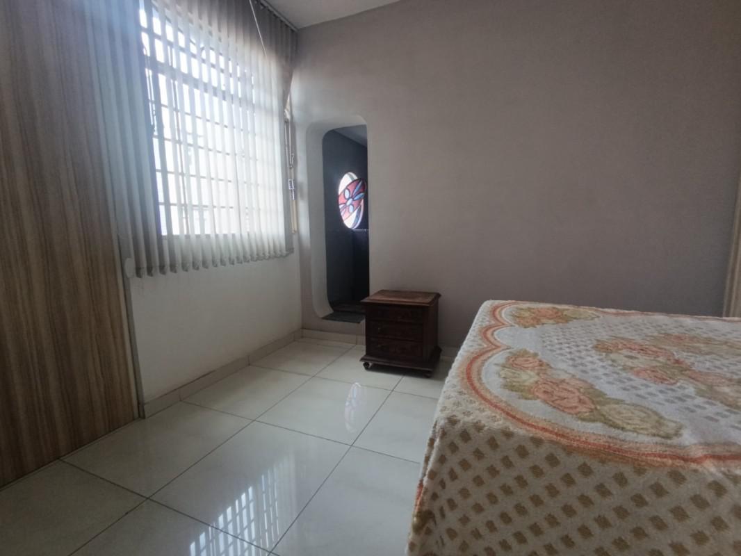 Apartamento, Sagrada Família, 2 Quartos, 1 Vaga