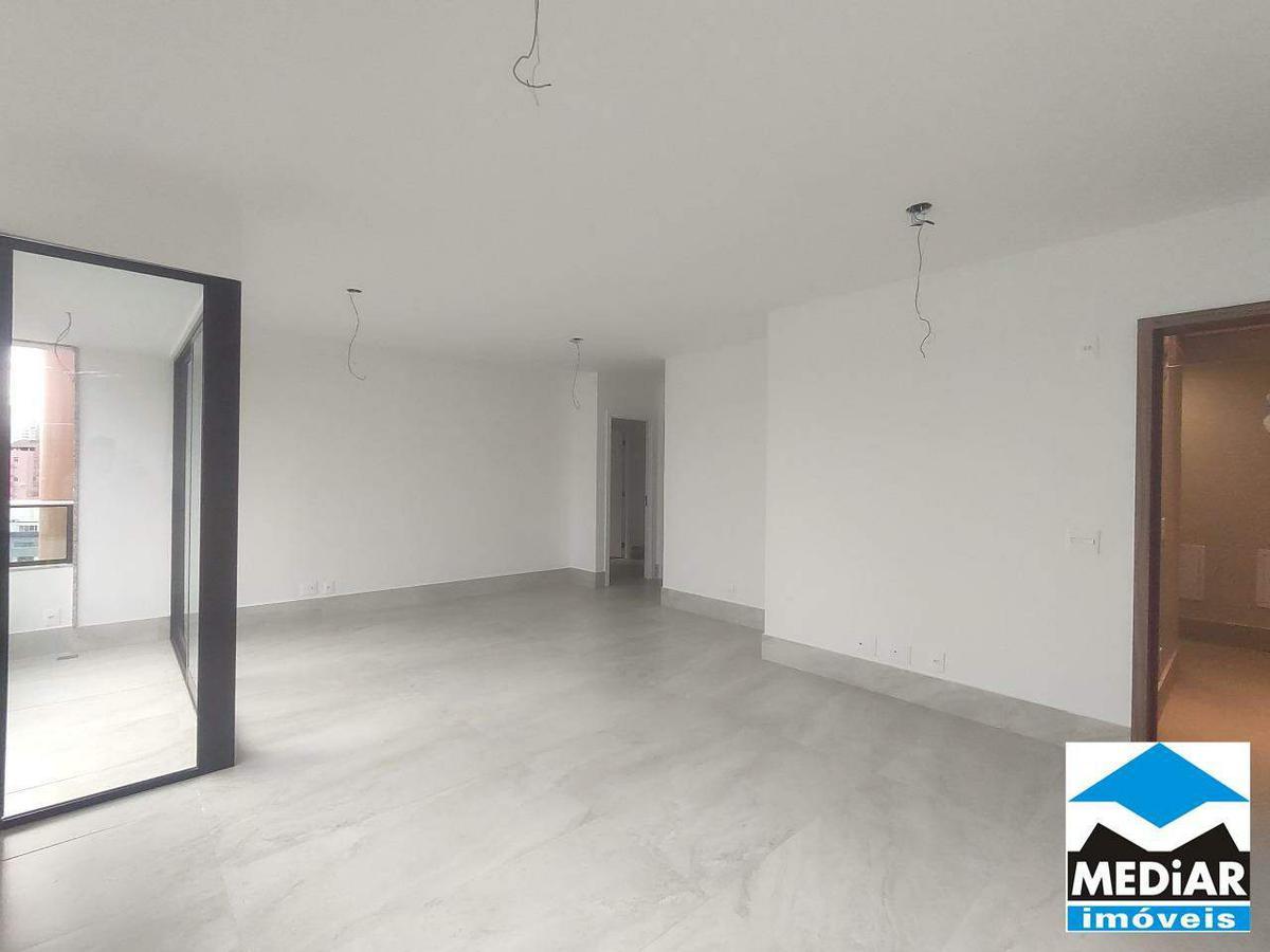 Apartamento, Serra, 4 Quartos, 3 Vagas, 3 Suítes
